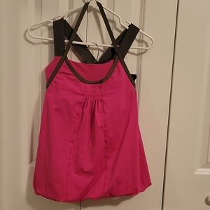 Lululemon workout top Sz 4